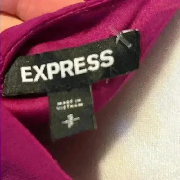 Express dress - Picture 3 of 3